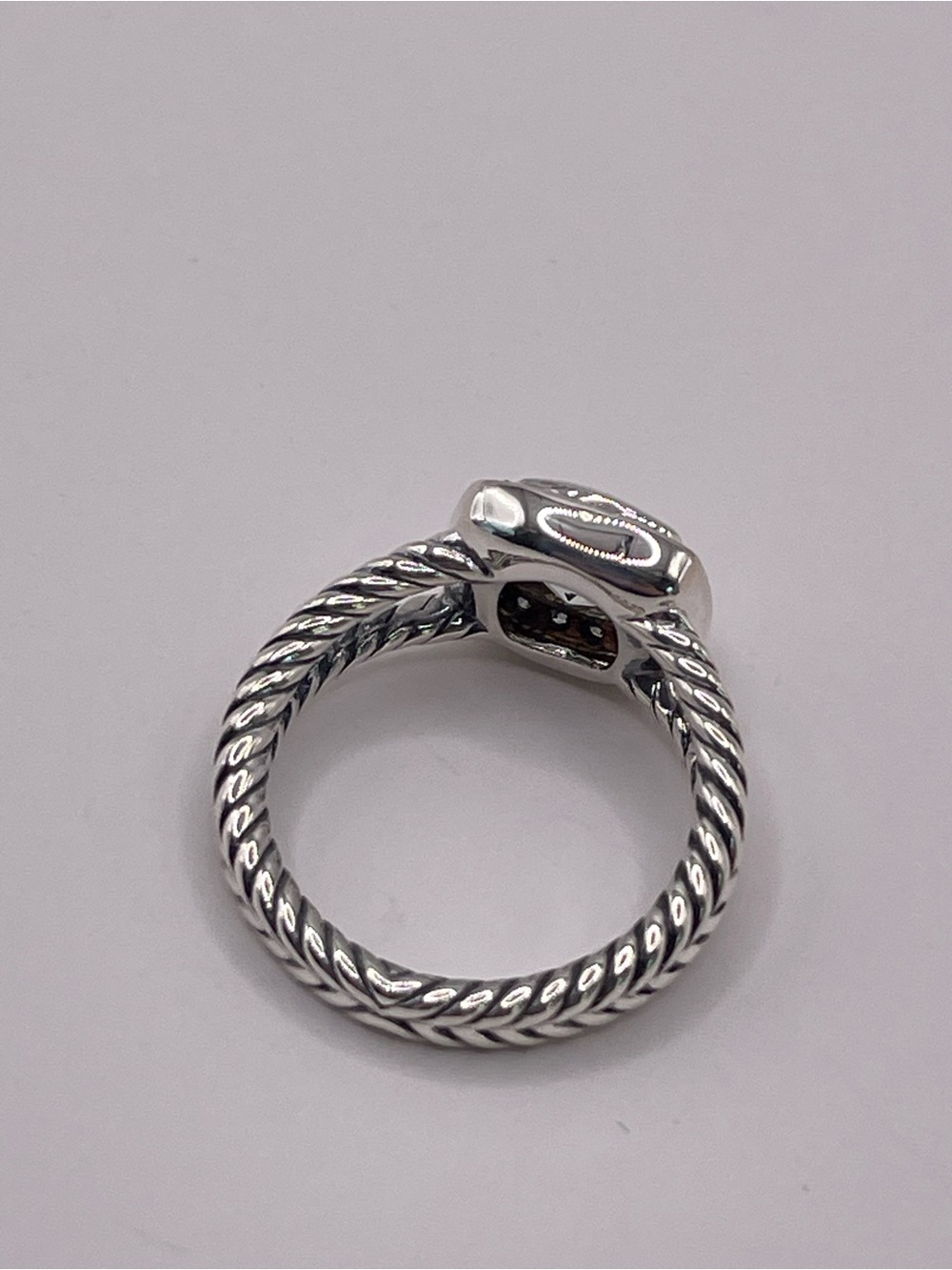 David Yurman Petite Albion Ring with Prasiolite and Diamonds - Picture 6 of 9